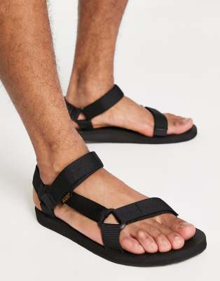 Sorte universelle sandaler fra Teva Original 