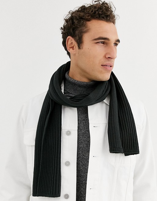 Soul Star recycled yarn scarf in charcoal