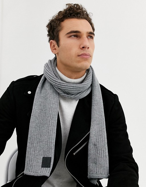 Soul Star recycled yarn scarf in grey