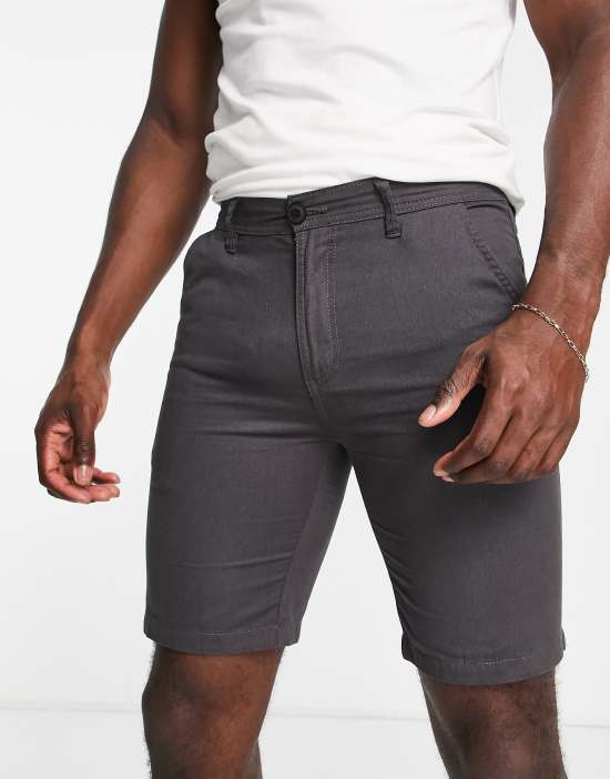 https://images.asos-media.com/products/soul-star-tall-slim-fit-chino-shorts-in-charcoal/201903568-3?$n_550w$&wid=550&fit=constrain