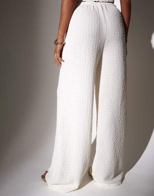 South Beach - Broek met wijde pijpen en ruches in crème, 2 van 5