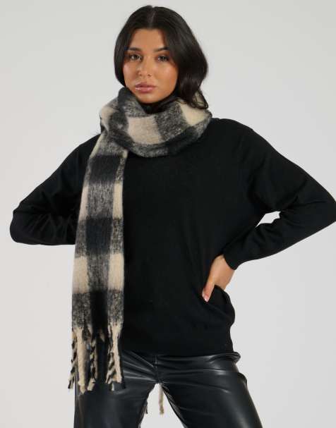 South Beach Check fluffy scarf in black - view 1