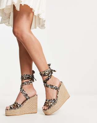 chunky wedge sandal in leopard-Multi