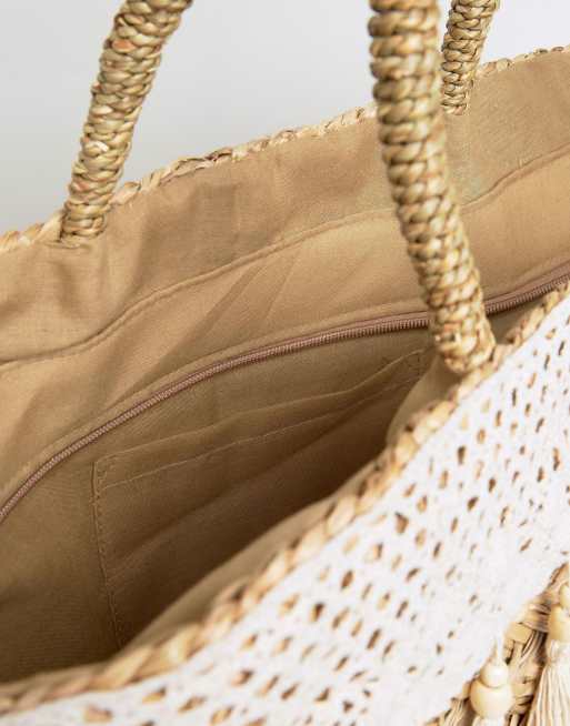 South Beach – Cremefarbene Strohtasche mit Quasten- und Häkeldesign, 4 von 4