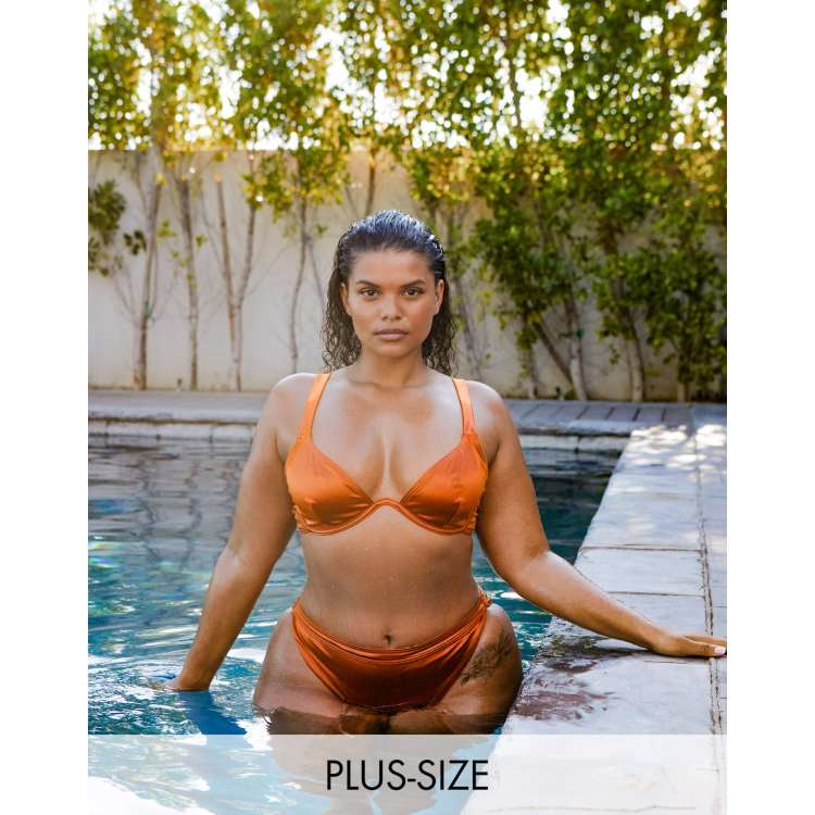 South Beach Curve ft Leslie Sidora Exclusive underwire bikini top