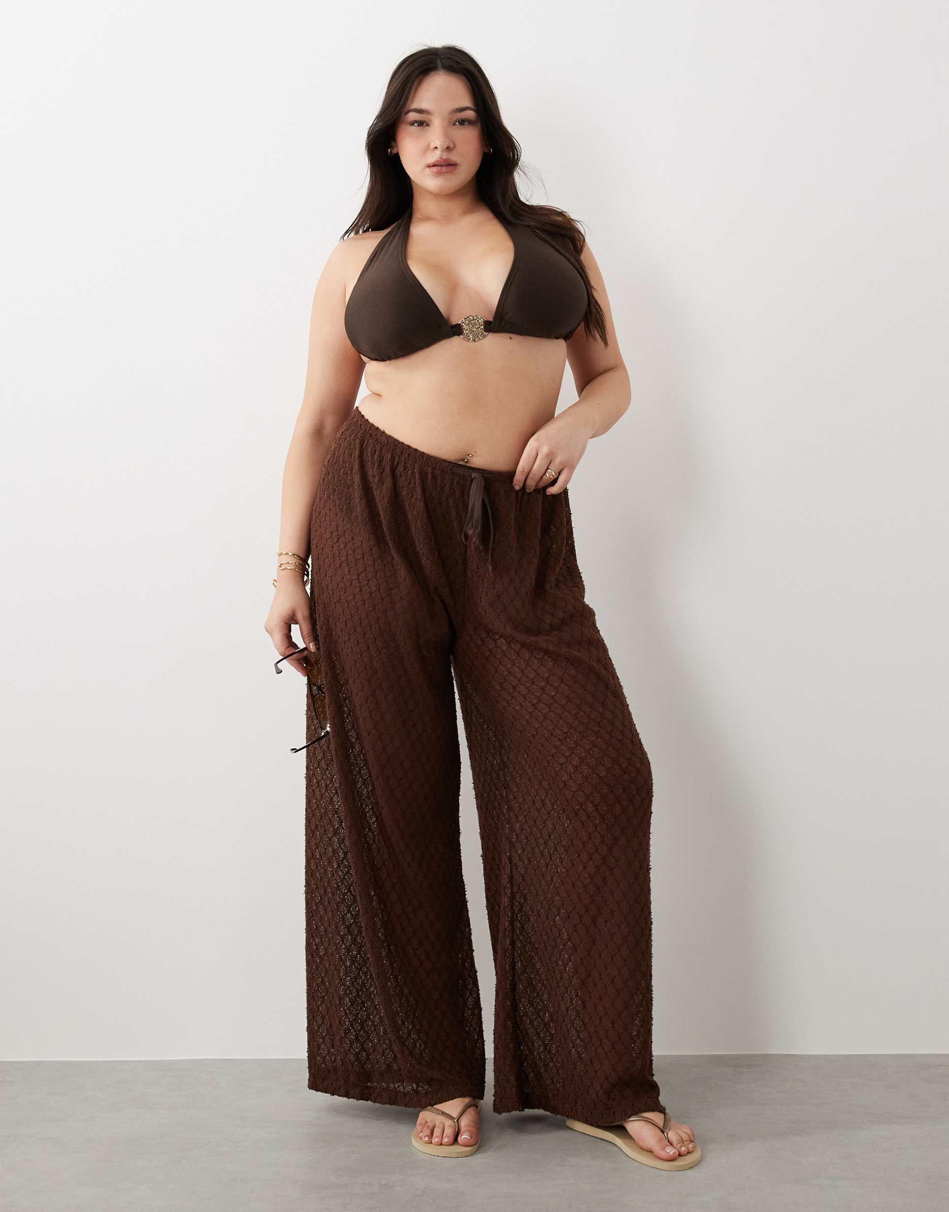 south beach curve knit beach pants in mocha brown