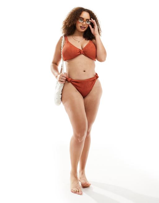 South Beach Curve - Slip bikini a vita alta in tessuto stropicciato color ruggine