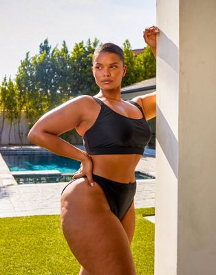 South Beach Curve ft Leslie Sidora Exclusive mix & match crop bikini top in black
