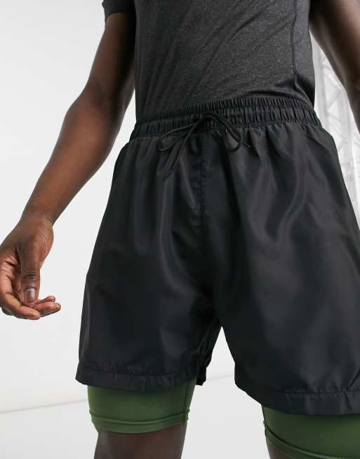 South Beach - Dubbellaagse performance short met binnenzak in zwart en kaki 