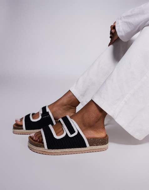 South Beach – Espadrilles-Sandalen in Schwarz mit gehäkeltem Obermaterial und zwei Riemen - view 1