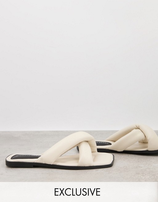 South Beach Exclusive padded flat sandals in cream