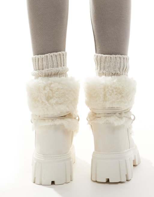 South Beach Faux Fur Chunk Lace Up Boot in Cream, 3 of 4