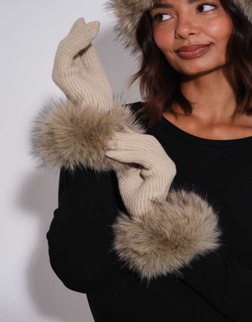 South Beach Faux fur hat and glove set in beige, 6 of 7
