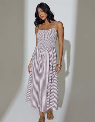 South Beach - Gestreiftes, gesmoktes Maxikleid in Braun