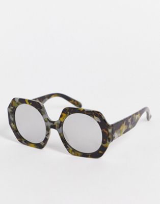 South Beach 70s hexagonal sunglasses with mirrored lenses in tortoiseshell