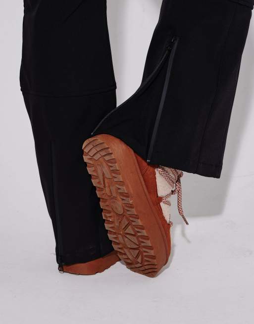 South Beach High waisted flared ski trousers in black, 4 of 6