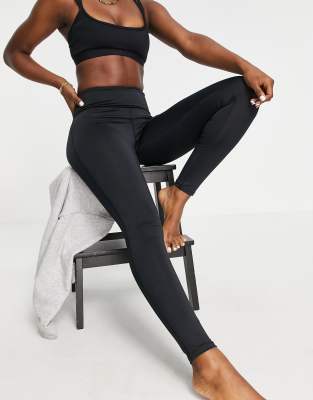 South Beach yoga slit hem leggings in black