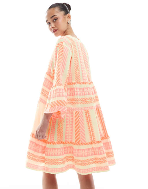 south beach jacquard dress Green Jacquard 3/4 Sleeve Tiered Dress – South Beach