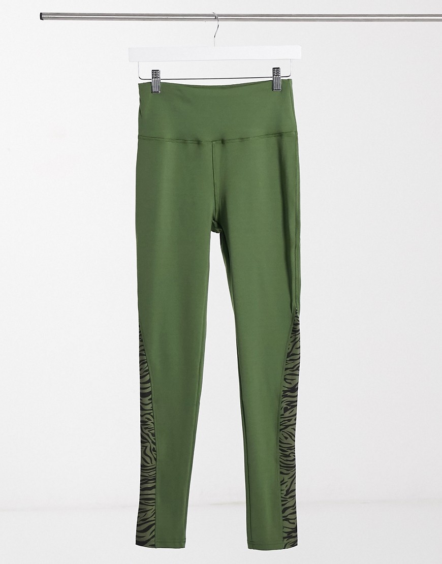 South Beach - Kakifarvede fitness-leggings med tigerstribet panel-Grøn