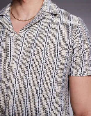SOUTH BEACH KNIT SHORT SLEEVE BEACH SHIRT 