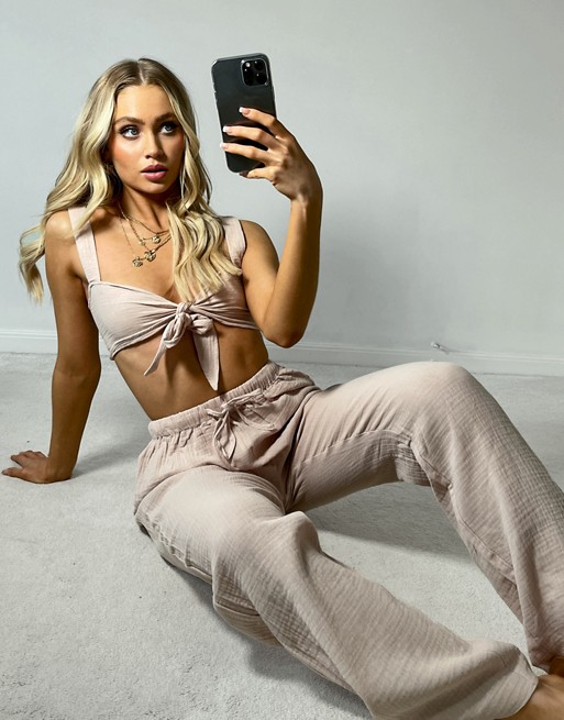 South Beach knot crop and drawstring trouser co-ord in blush