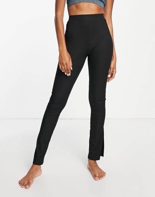 ASOS DESIGN – Leggings in Schwarz mit seitlichem Schlitz