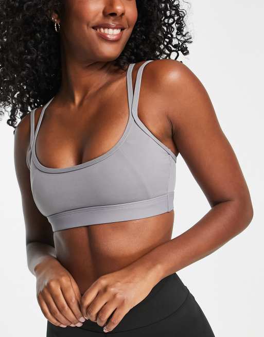 https://images.asos-media.com/products/south-beach-light-support-strappy-sports-bra-in-slate-gray/24463655-3?$n_640w$&wid=513&fit=constrain