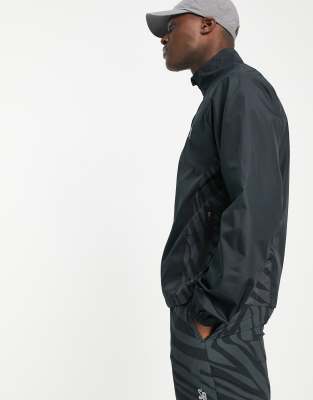 four pocket jacket half sleeve