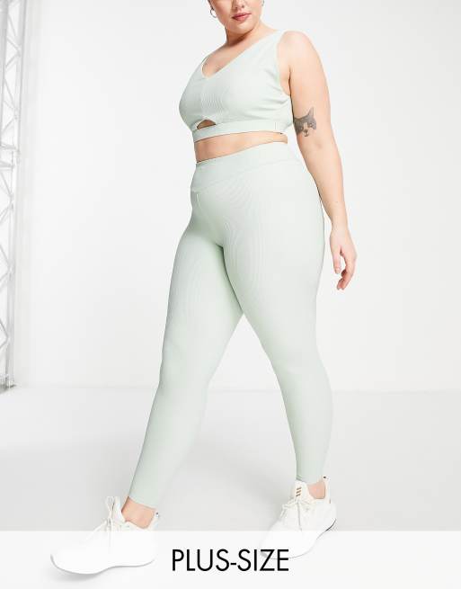 Plus gerippte Leggings