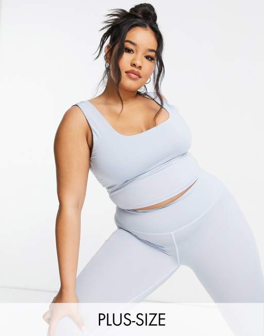 South Beach Plus – Kurz geschnittenes Longline-Oberteil mit eckigem Ausschnitt in Blassblau