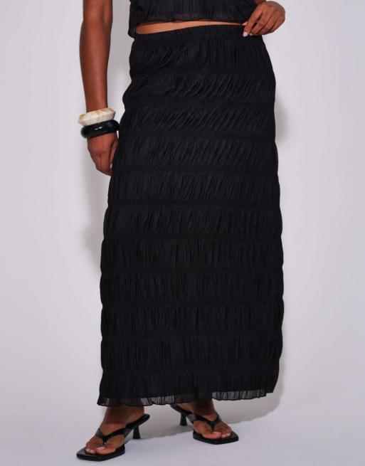 South Beach Ruched maxi skirt in black, 2 of 4