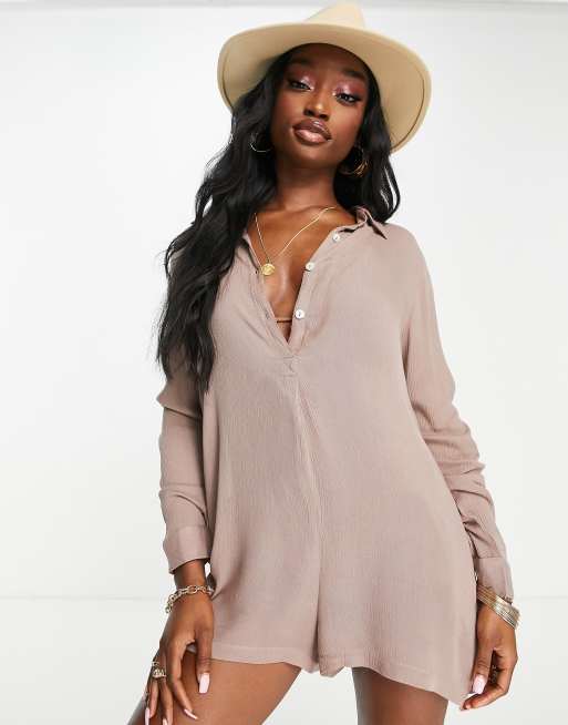 South Beach – Sandfärgad strandplaysuit i oversize-modell 