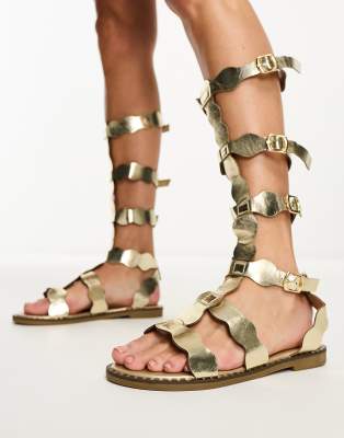 South Beach Scallop Edge Gladiator Sandal In Gold