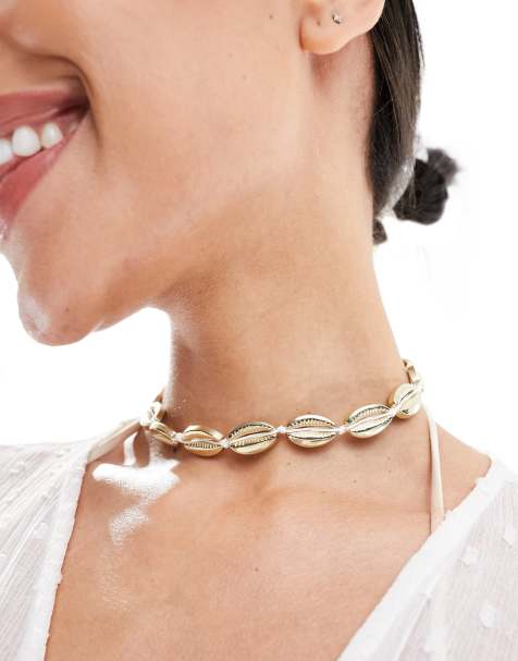 South Beach shell choker necklace in gold - view 1