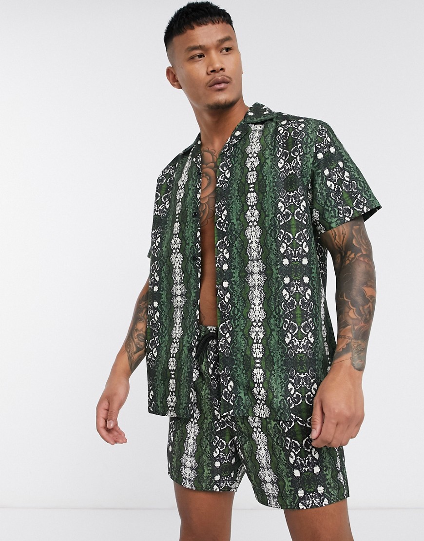 South Beach shirt in snake print-Green