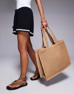 South Beach shoulder straw beach tote bag in beige