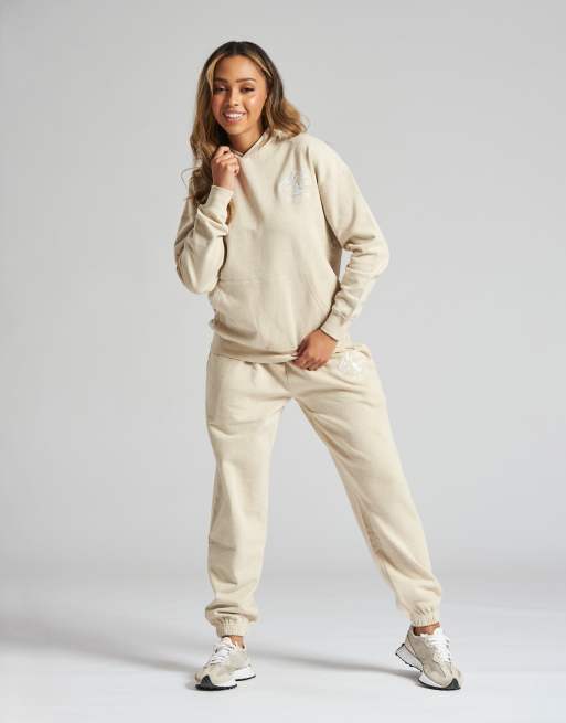 South Beach Ski apres club in beige
