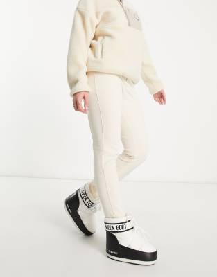 ski stirrup pants in cream-White