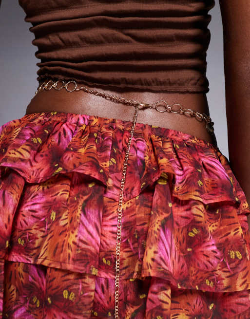 South Beach statement shell and starfish embellished belly chain in gold, 2 of 3