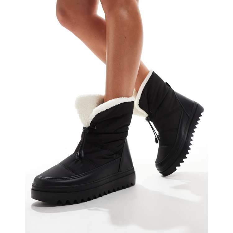 South Beach Stivaletti imbottiti neri con fermacorda ASOS