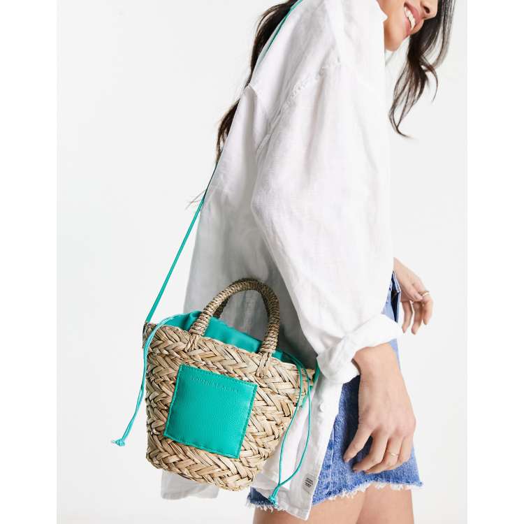 Across body clearance straw bag