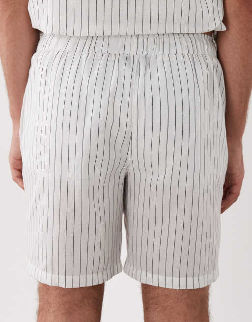 South Beach stripe linen-blend beach shorts in white, 4 of 5