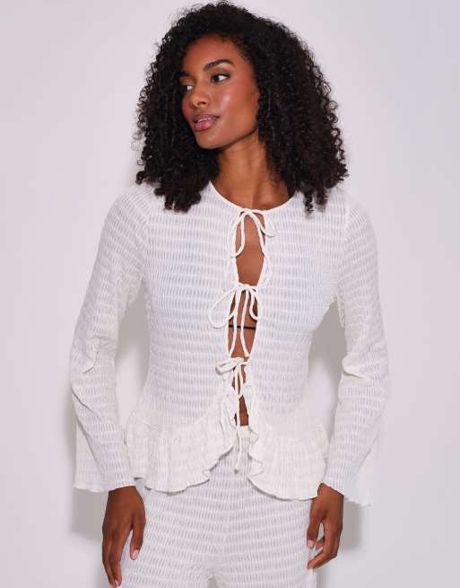South Beach Textured tie front flared long sleeve top in white, 3 of 4