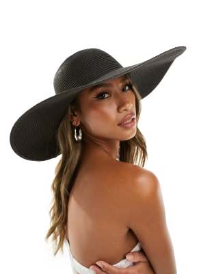 South Beach Wide Brim Floppy Hat In Black