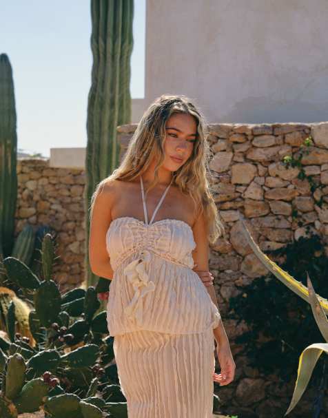 South Beach X Liv Silverman – Beige strandset med volang - view 1