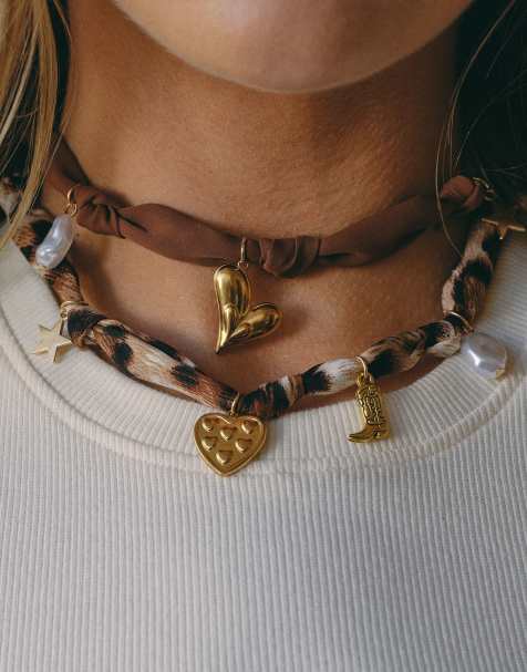 South Beach x Liv Silverman - Collana in tessuto marrone stampata con ciondoli stile western - view 1