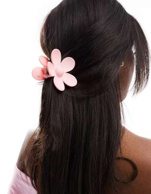 South Beach x Misha Grimes flower hair claw in pink | ASOS