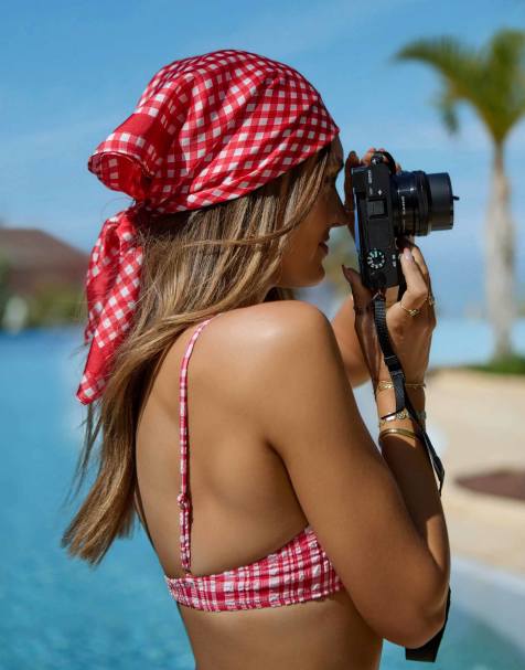 South Beach x Misha Grimes – Kopftuch in Rot mit Vichy-Karo - view 1
