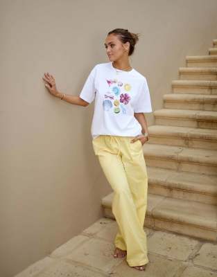South Beach x Misha Grimes - Strand-T-Shirt in Weiß