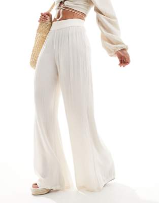 Southbeach oversized beach pants in cream-White